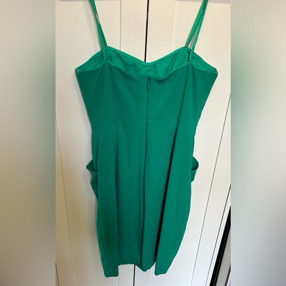BCBG green strapless dress with pockets size 6 - Picture 4 of 6